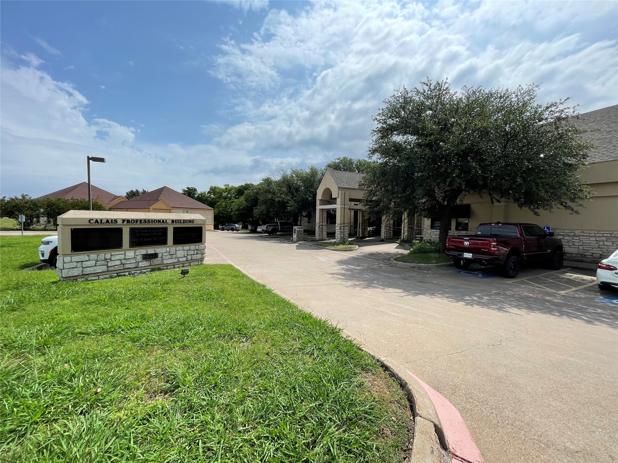 3305 N Calais Drive Sherman TX 75090