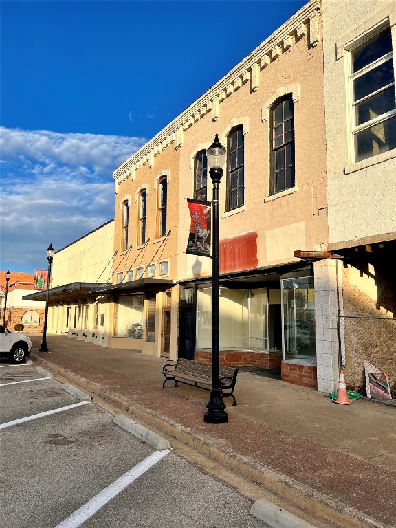 325 W Main Street Denison TX 75020