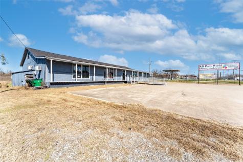 5108 Lee Street Greenville TX 75401