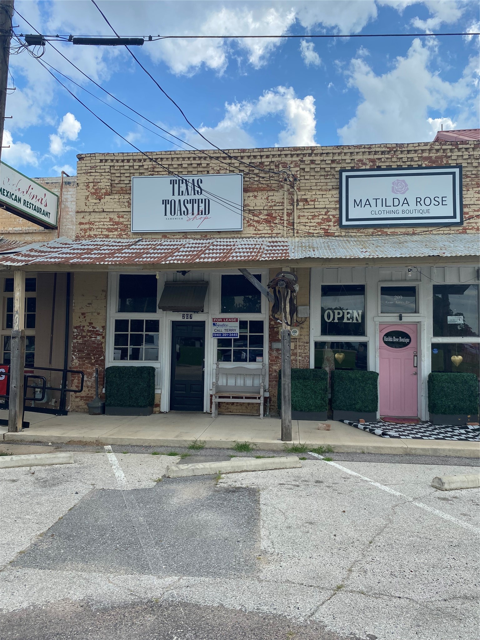 207 Gene Autry Drive Tioga TX 76271