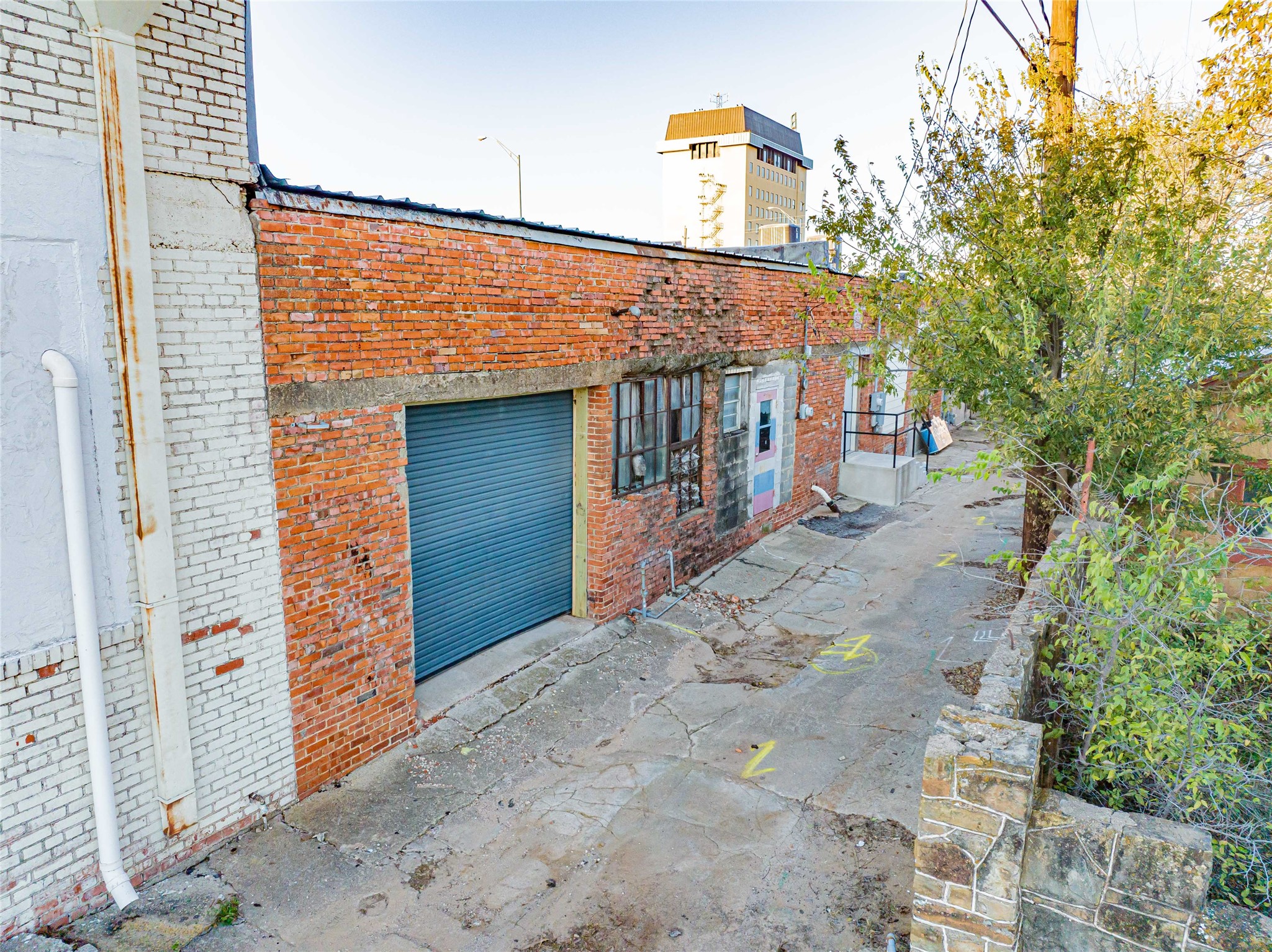 220 E Walker Street Breckenridge TX 76424