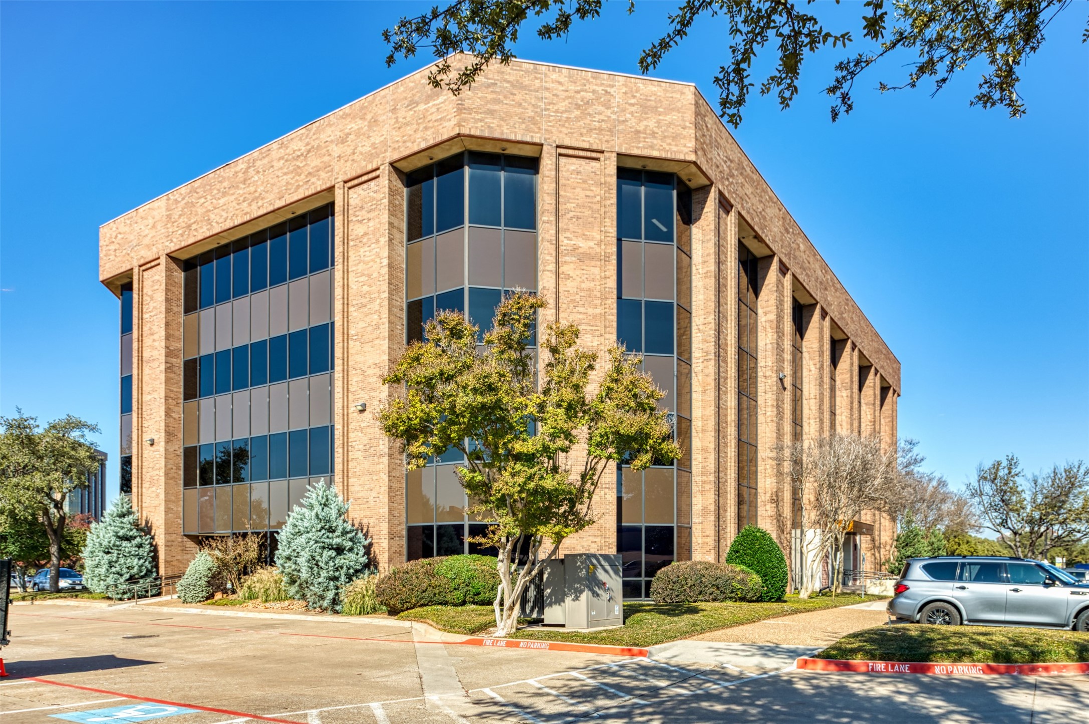 13465 Midway Road Farmers Branch TX 75244
