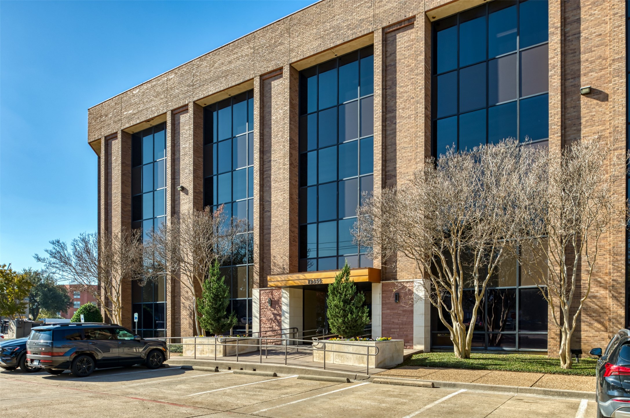 13465 Midway Road Farmers Branch TX 75244