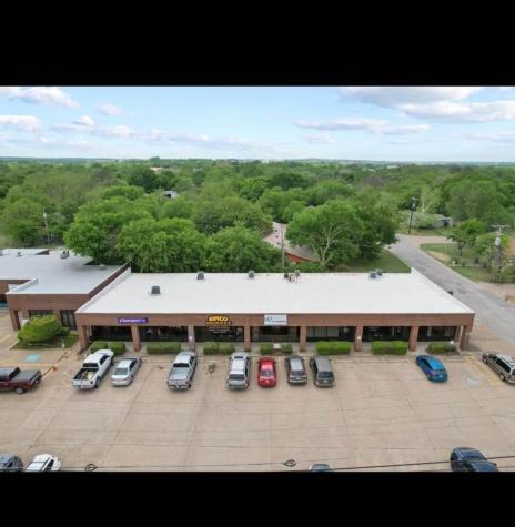 300 S Morgan Street Granbury TX 76048