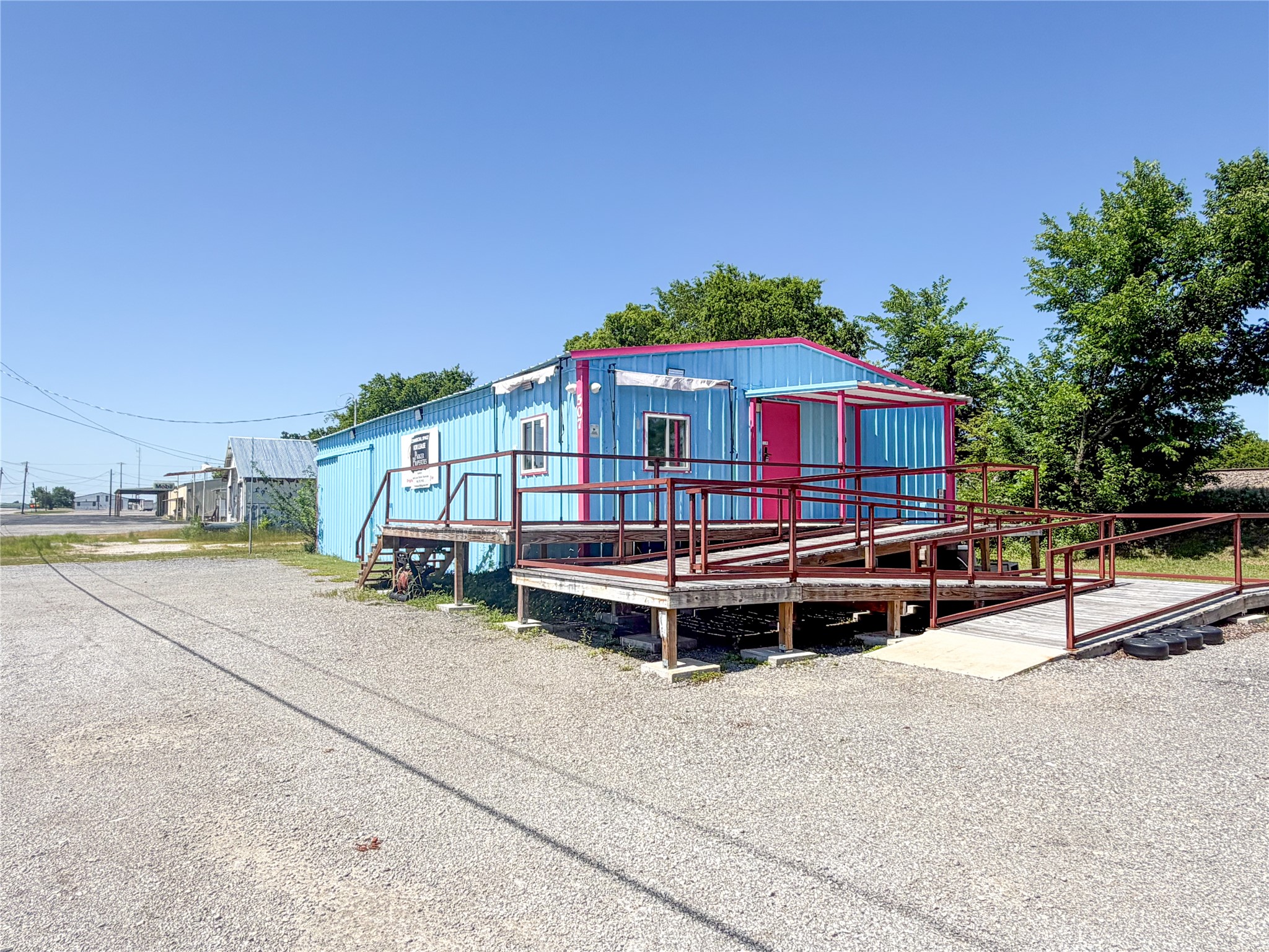 507 S Business 287 Decatur TX 76234