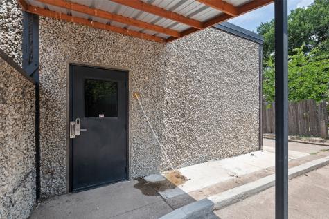 305 W Pearl Street Granbury TX 76048