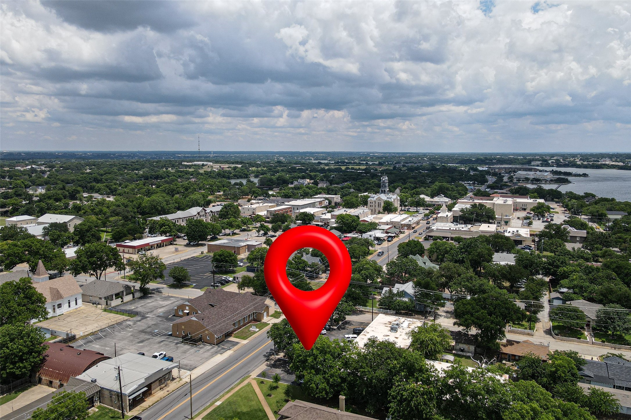 305 W Pearl Street Granbury TX 76048