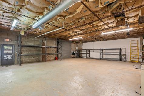 305 W Pearl Street Granbury TX 76048