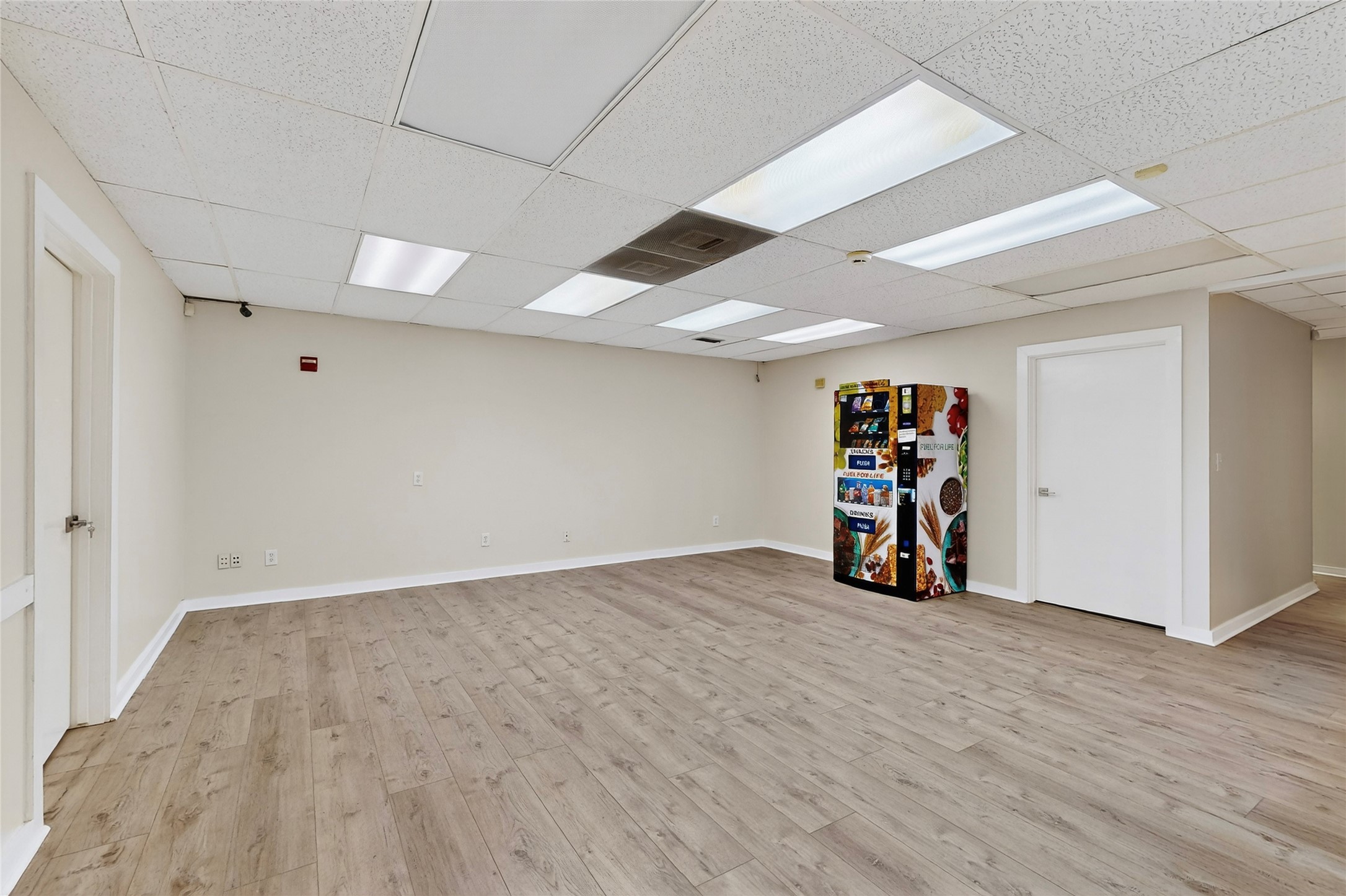 10098 Royal Lane Dallas TX 75238