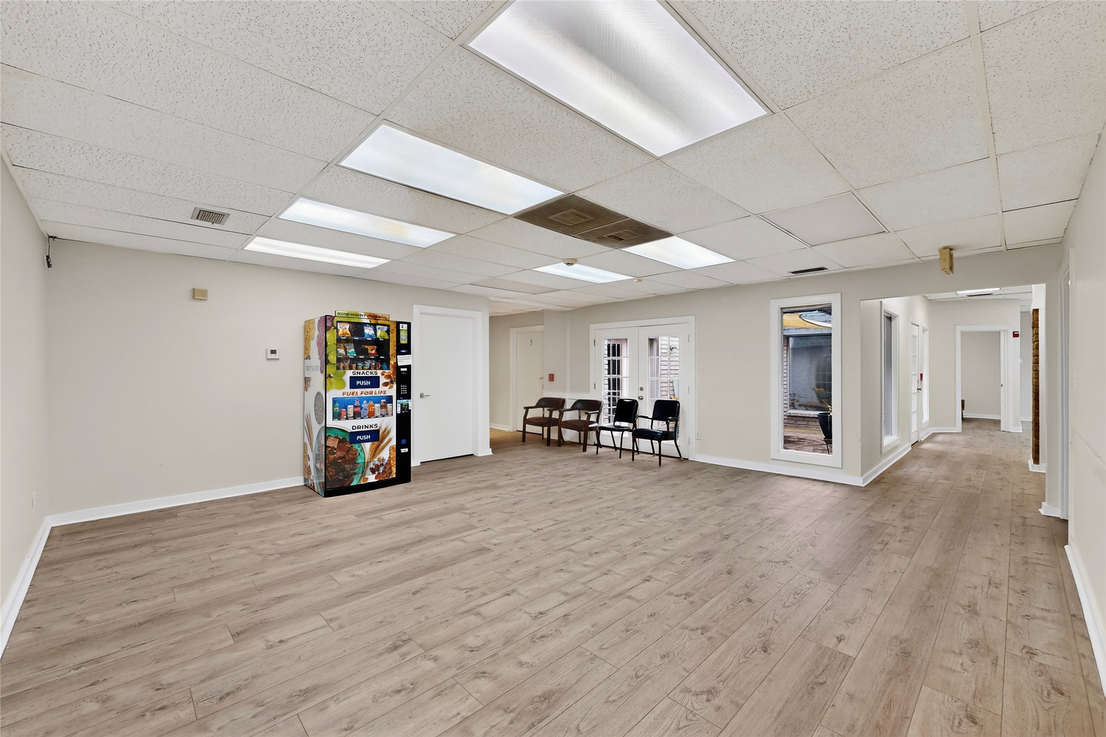 10098 Royal Lane Dallas TX 75238