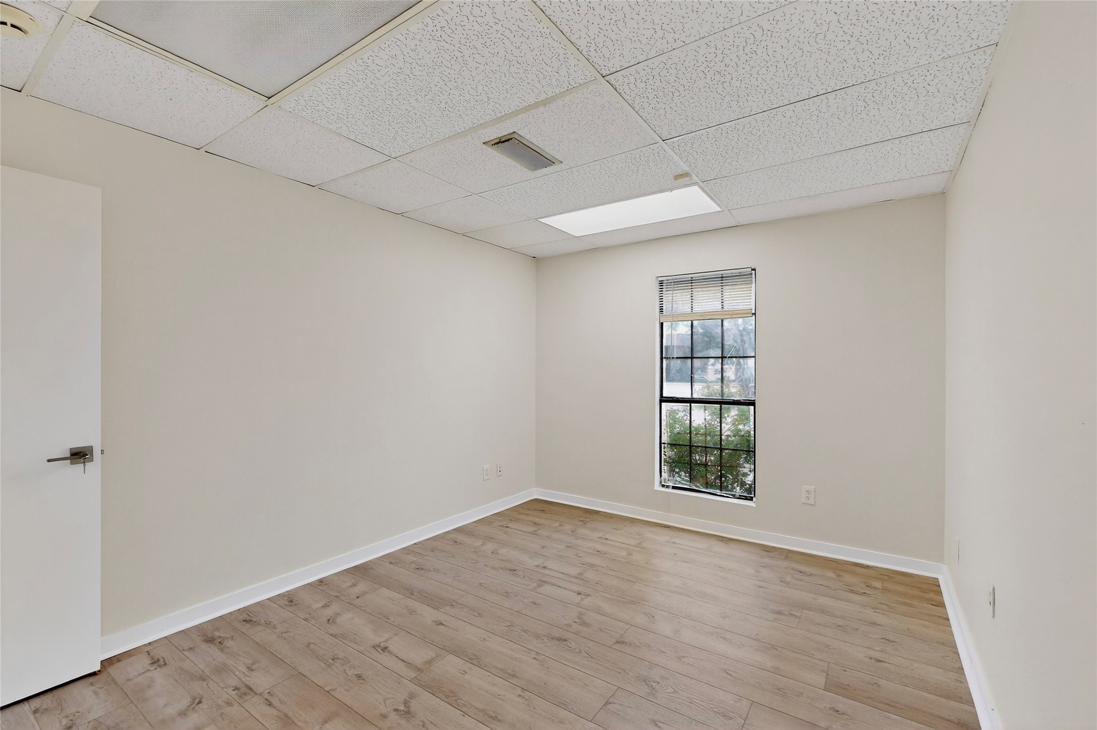 10098 Royal Lane Dallas TX 75238