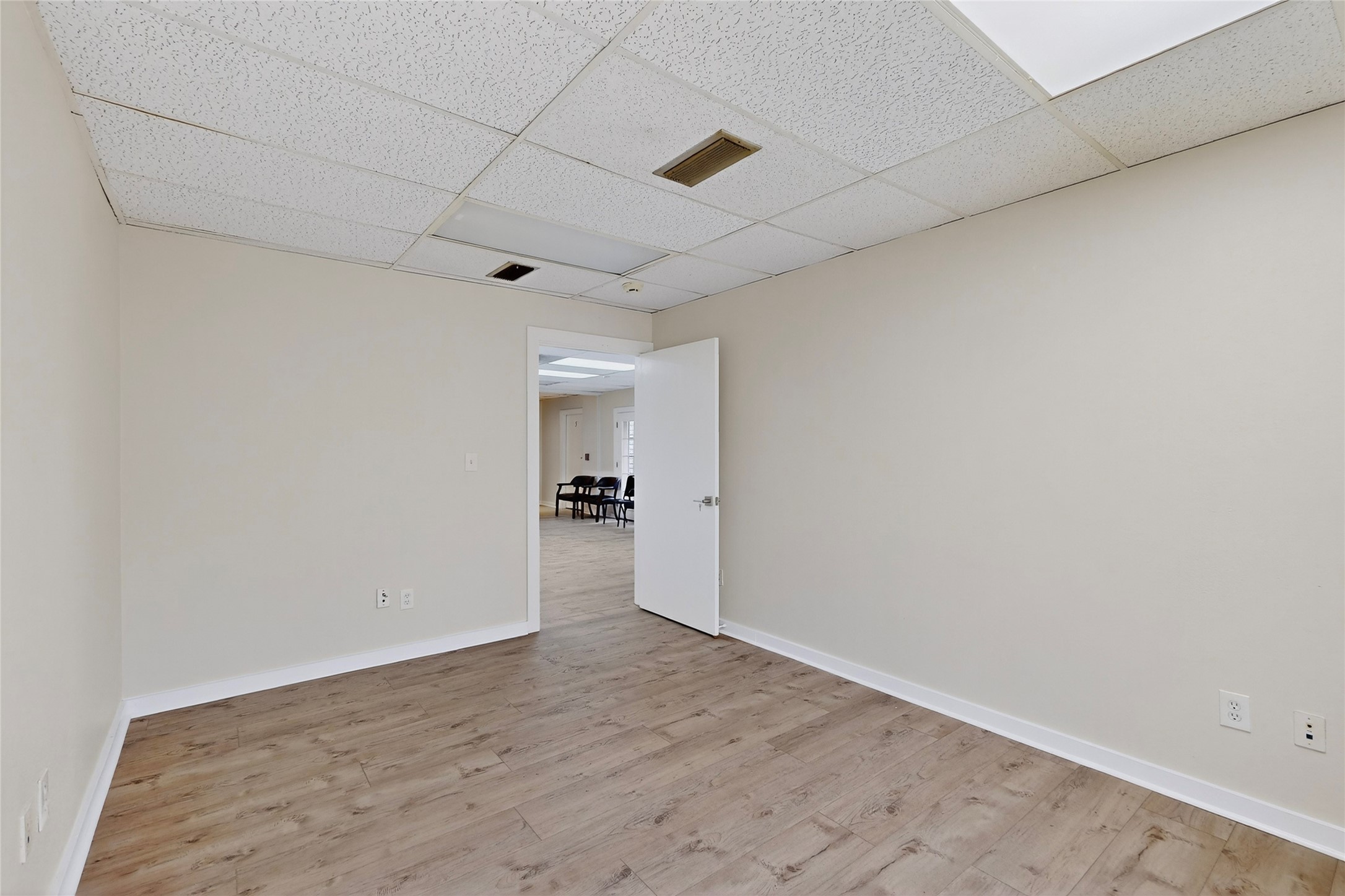 10098 Royal Lane Dallas TX 75238