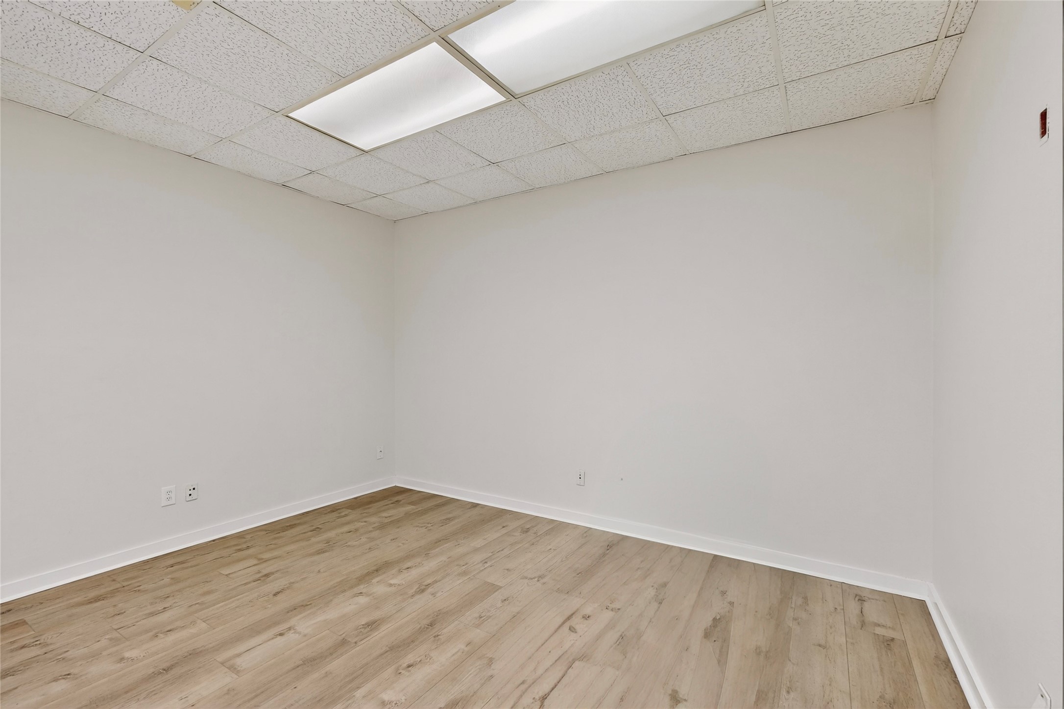 10098 Royal Lane Dallas TX 75238