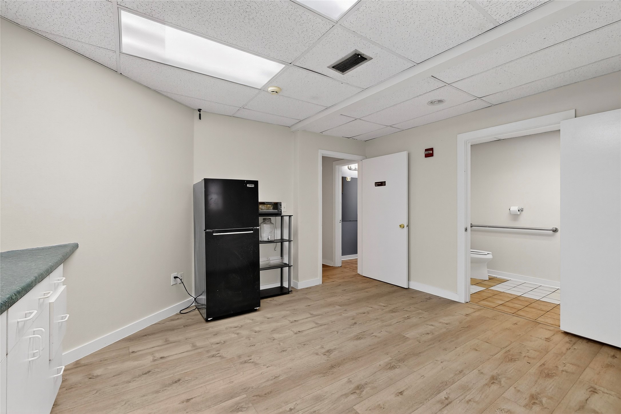 10098 Royal Lane Dallas TX 75238