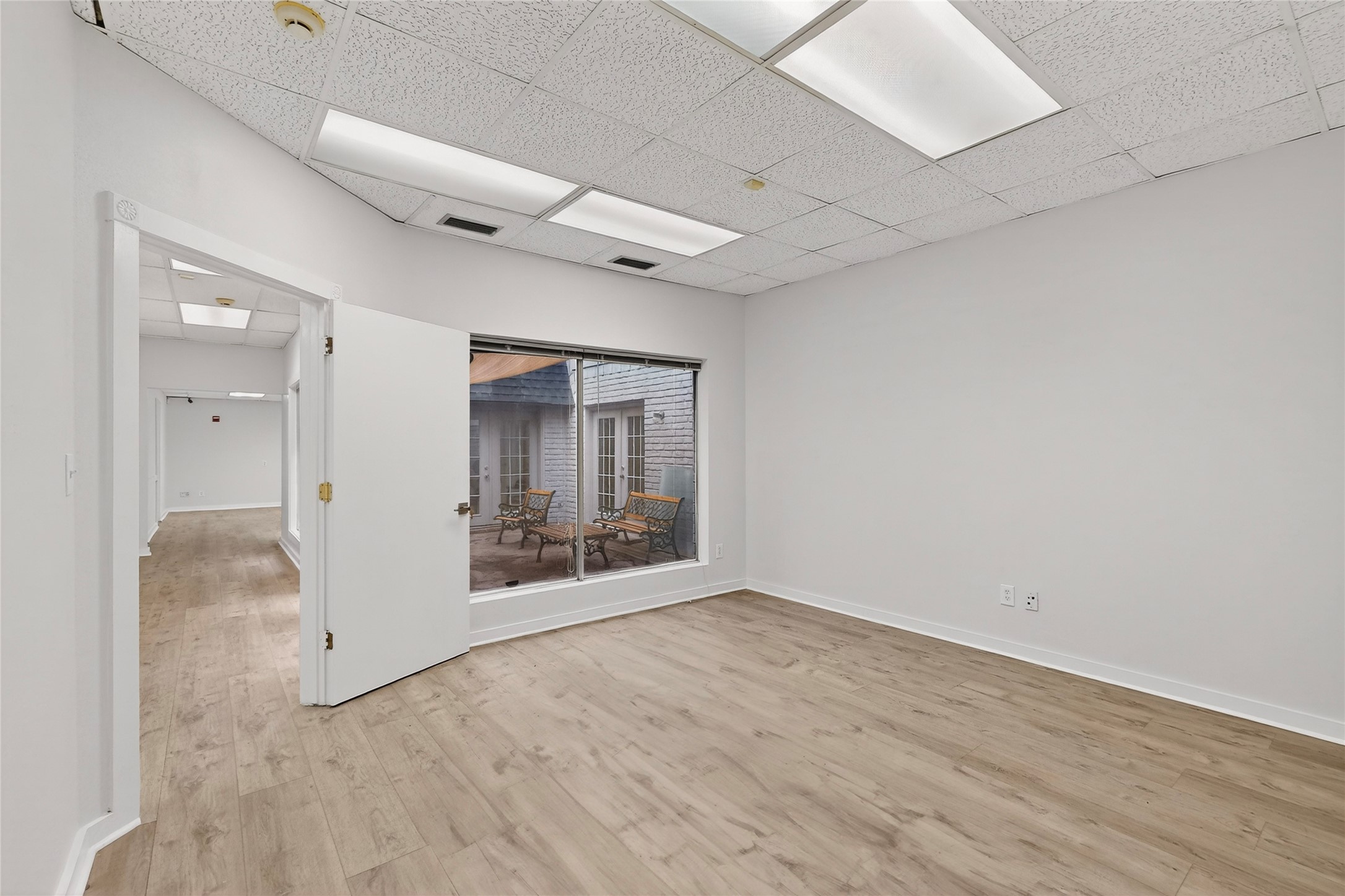 10098 Royal Lane Dallas TX 75238