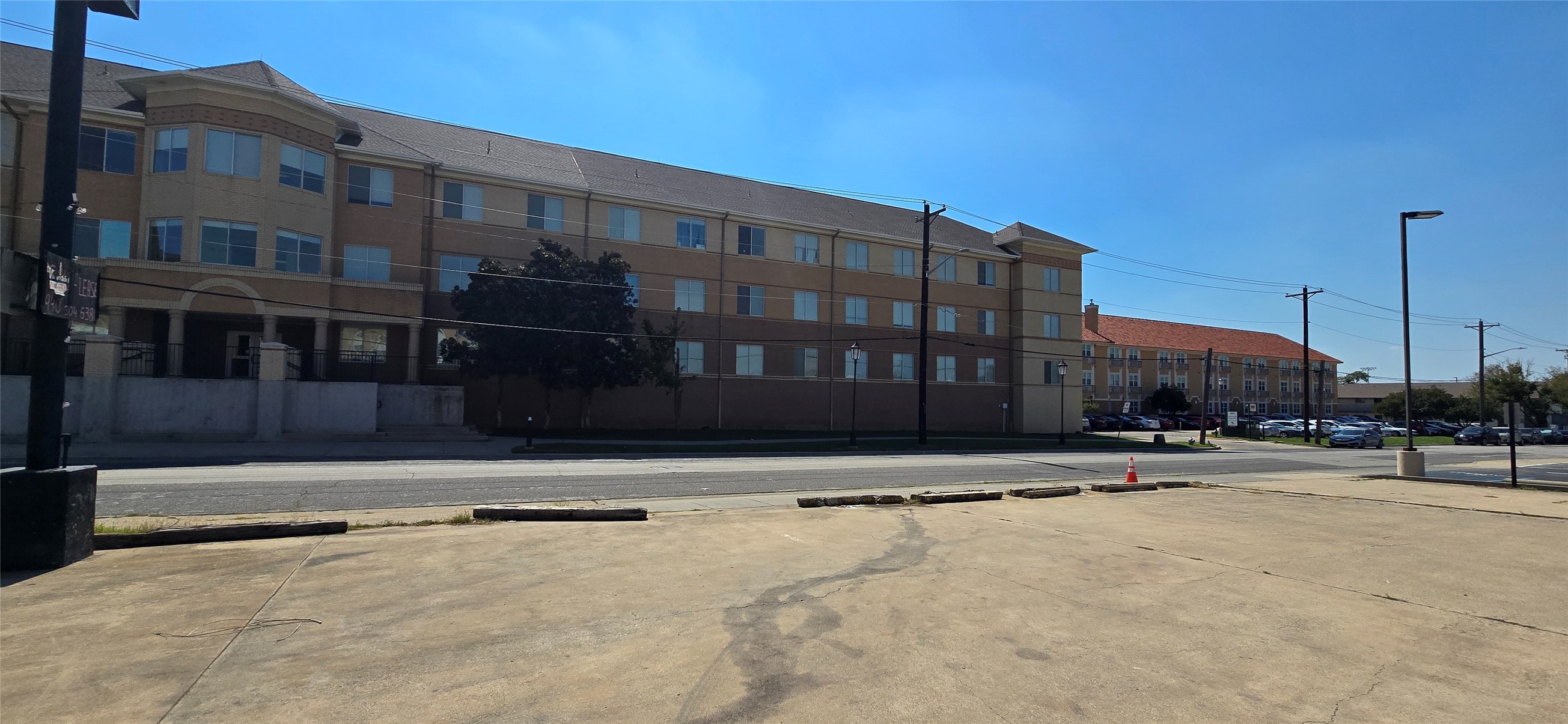 2112 W Prairie Street Denton TX 76201