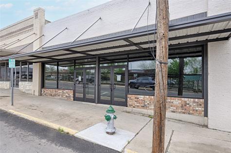 2302 Lee Street Greenville TX 75401