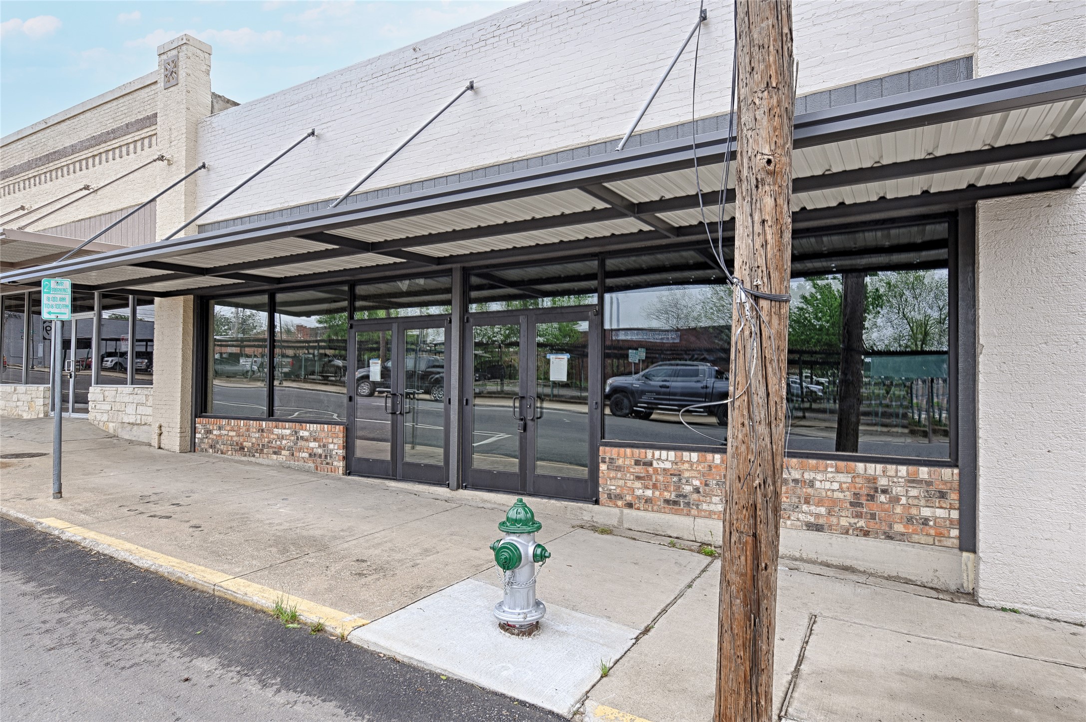 2302 Lee Street Greenville TX 75401