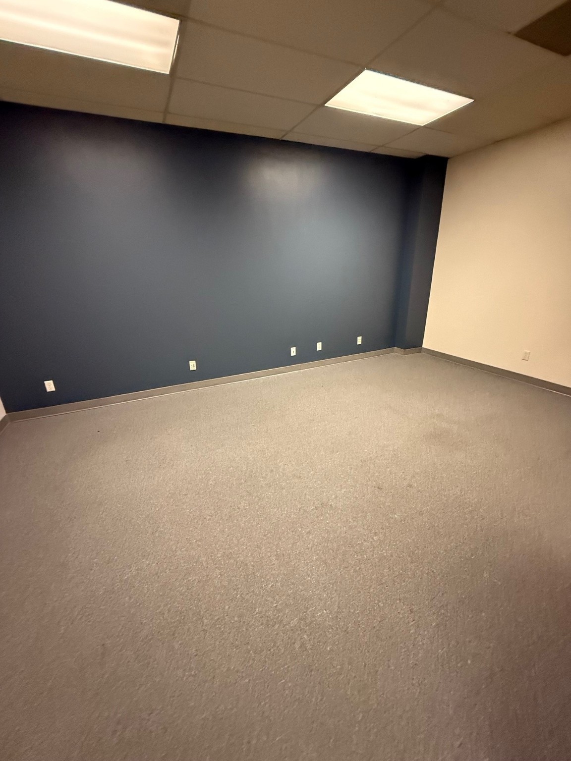 329 Oaks Trail Garland TX 75043