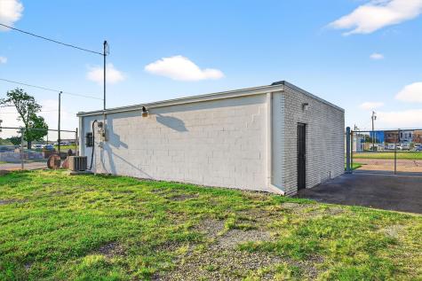 205 W Gandy Street Denison TX 75020
