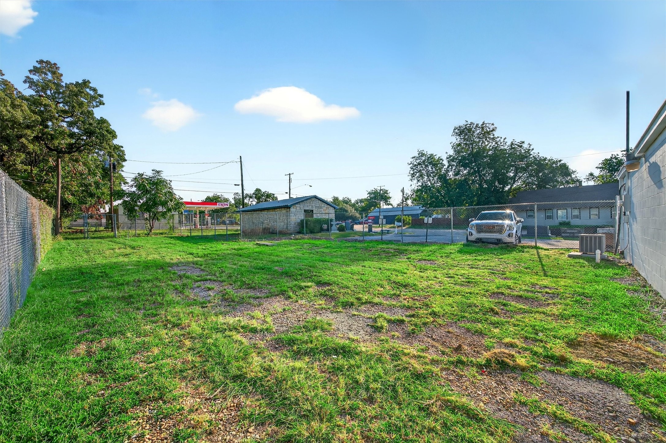 205 W Gandy Street Denison TX 75020
