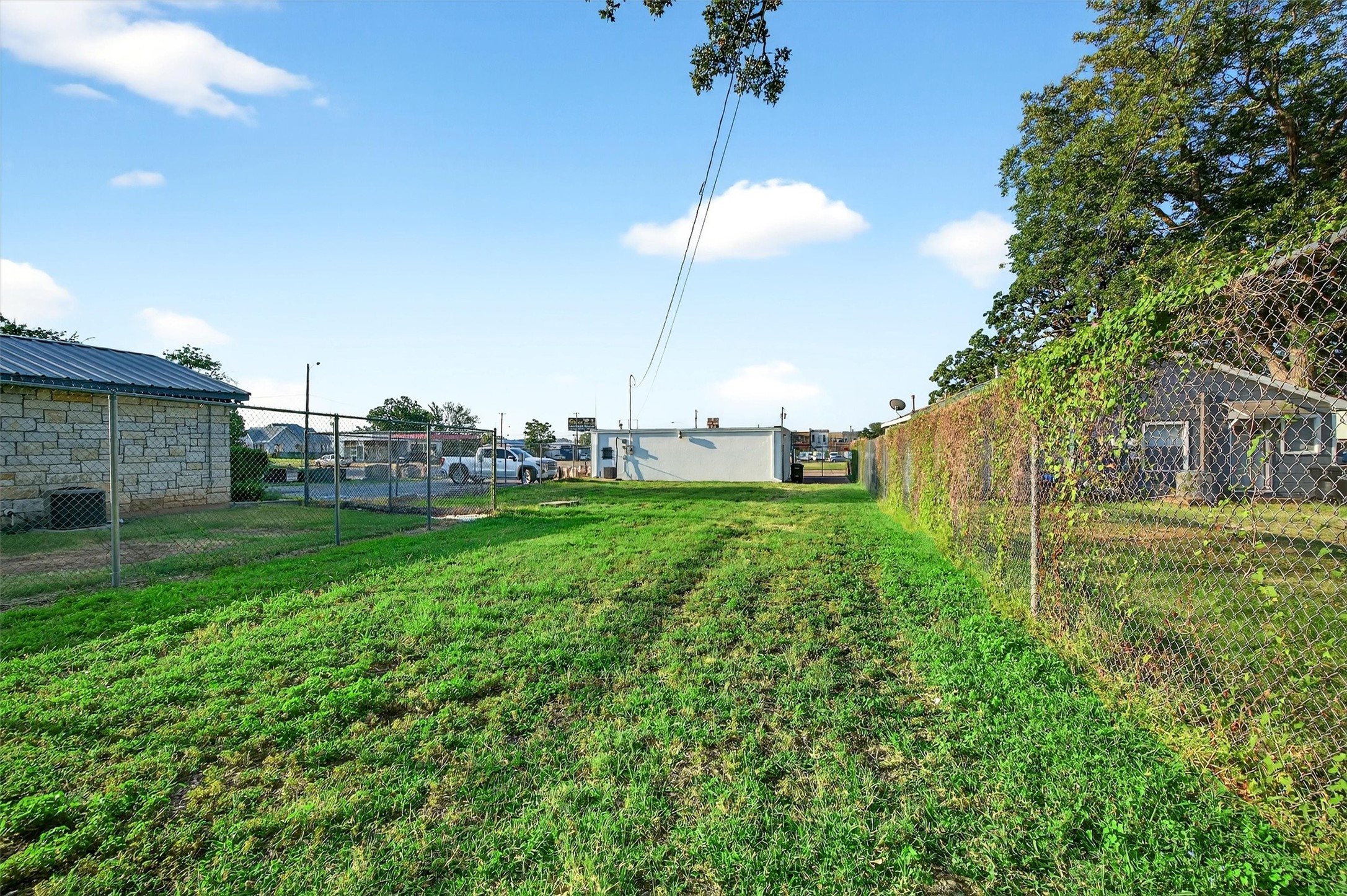 205 W Gandy Street Denison TX 75020
