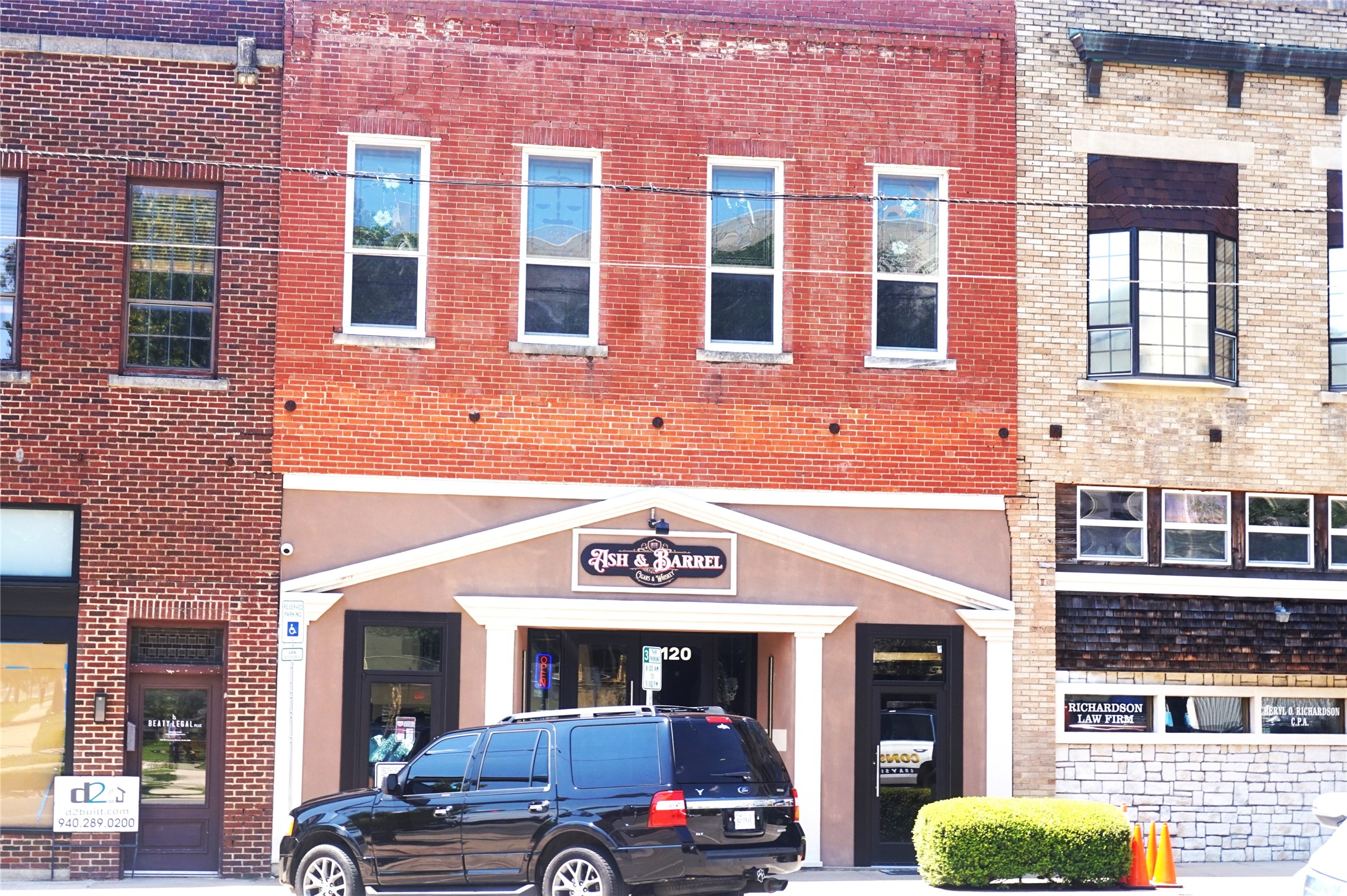 120 S Crockett Street Sherman TX 75090