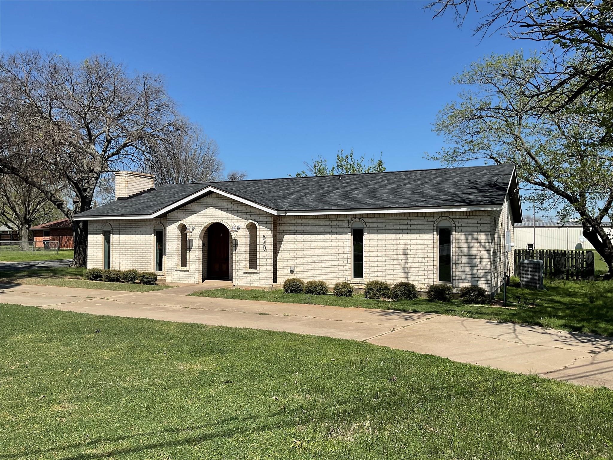 520 S Highway 377 Pilot Point TX 76258