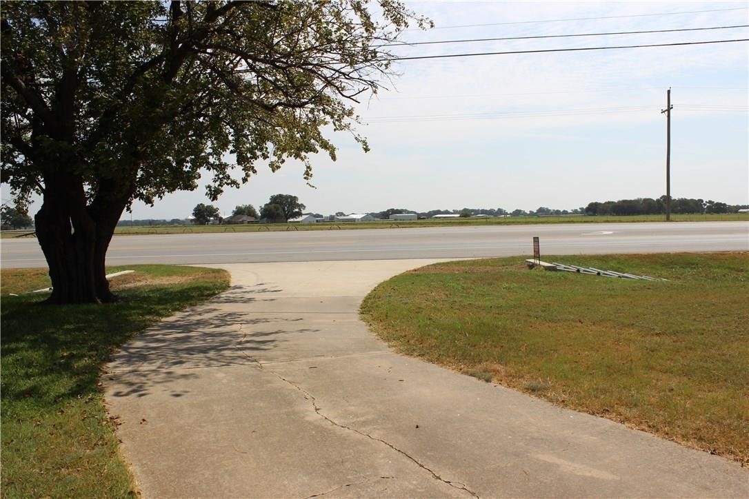 520 S Highway 377 Pilot Point TX 76258