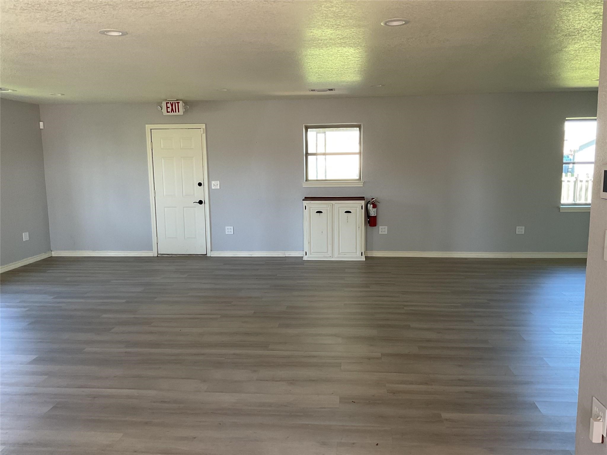 520 S Highway 377 Pilot Point TX 76258