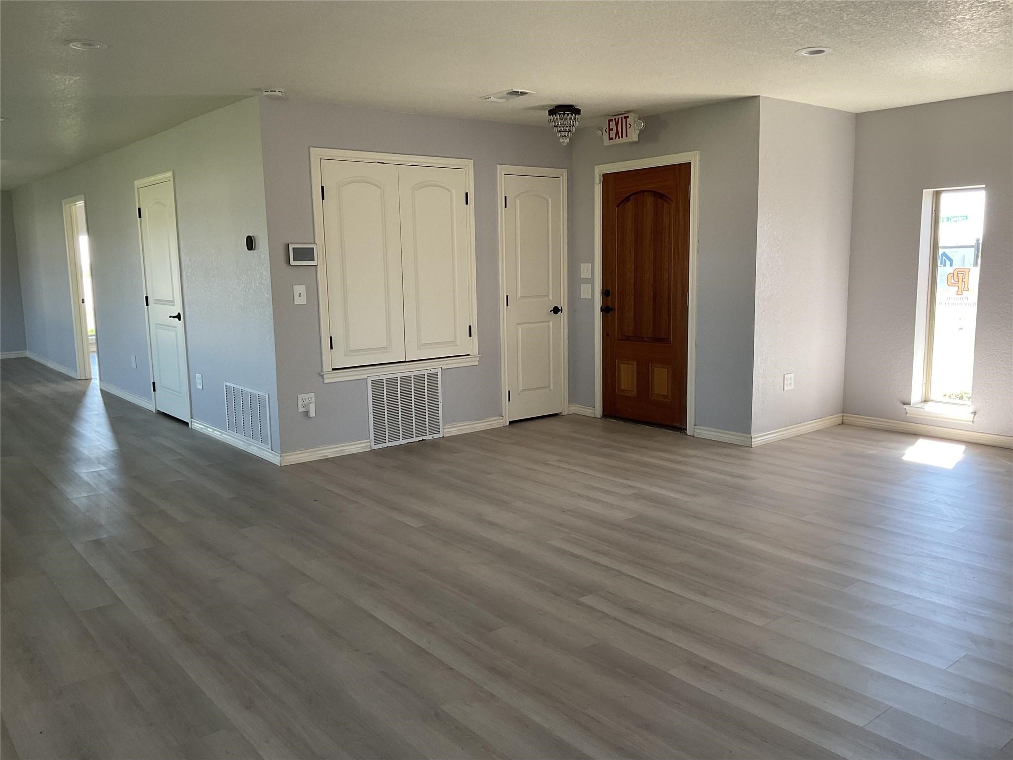 520 S Highway 377 Pilot Point TX 76258