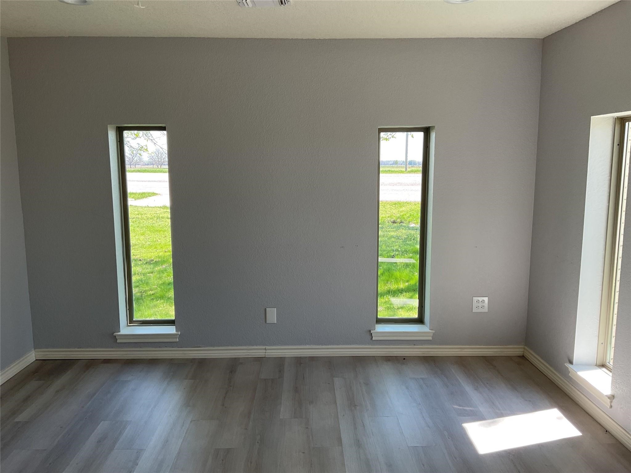 520 S Highway 377 Pilot Point TX 76258
