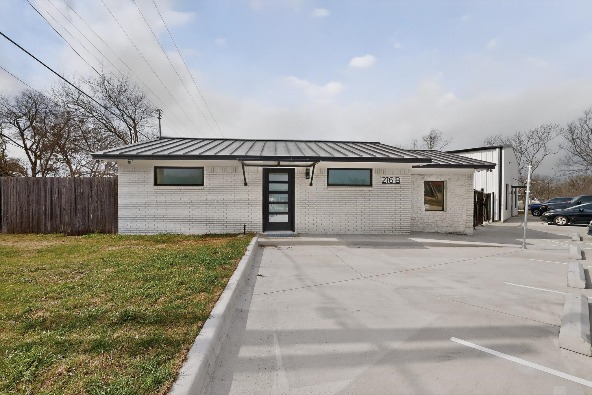 216 James Street Roanoke TX 76262