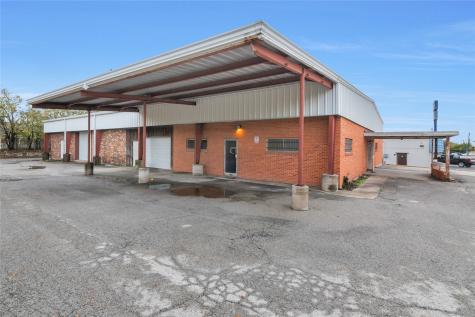 3325 Phoenix Drive Fort Worth TX 76116