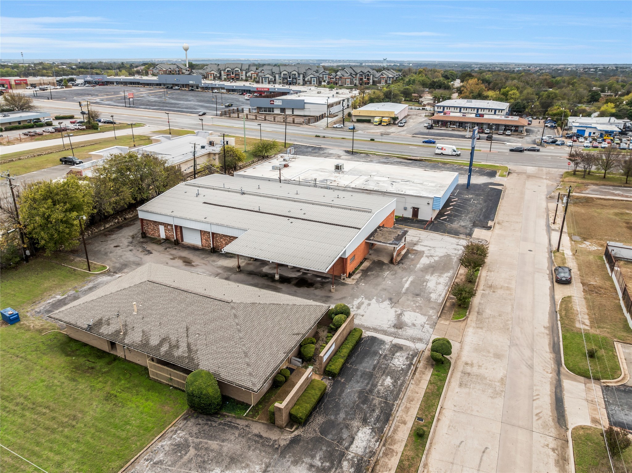 3325 Phoenix Drive Fort Worth TX 76116