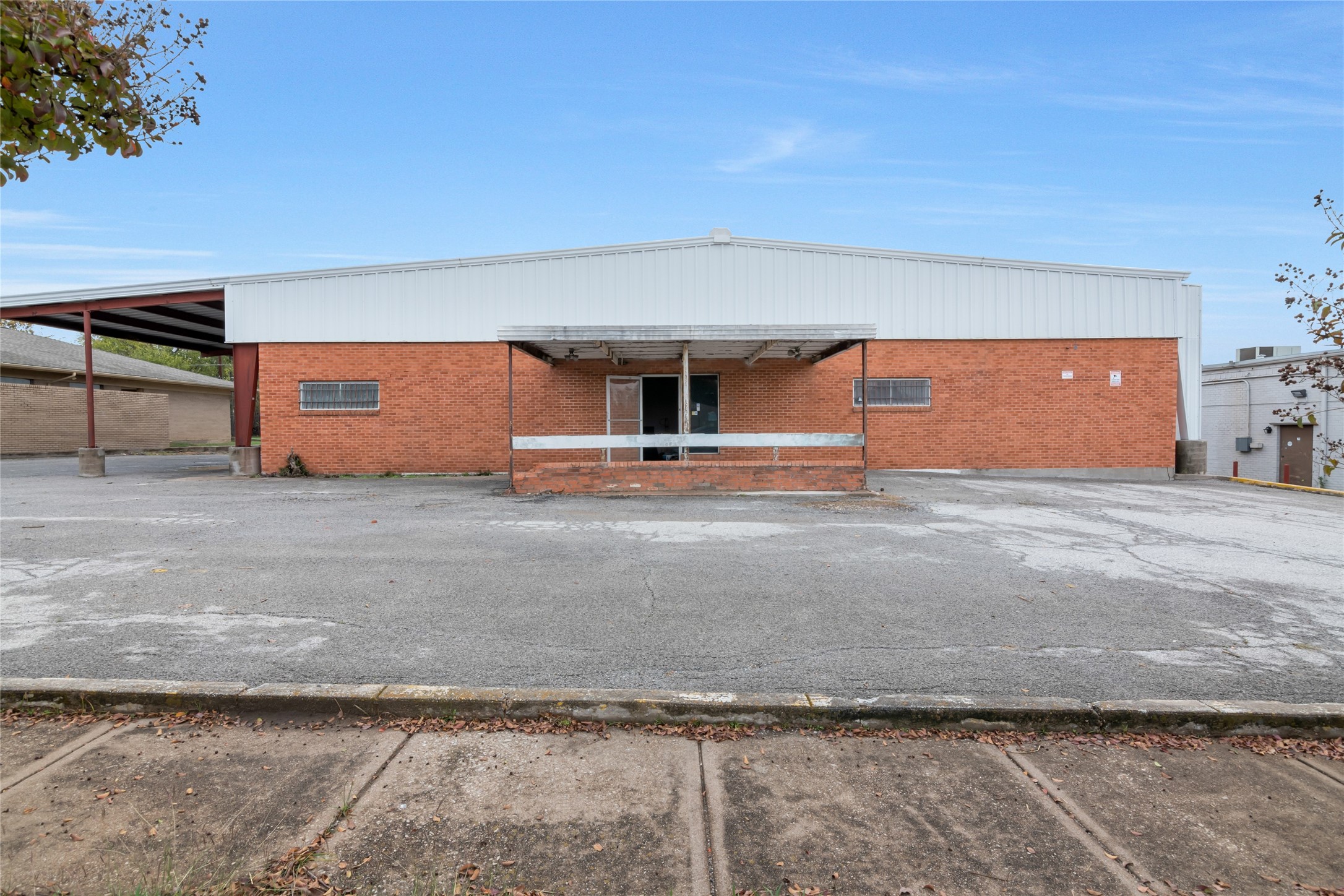 3325 Phoenix Drive Fort Worth TX 76116