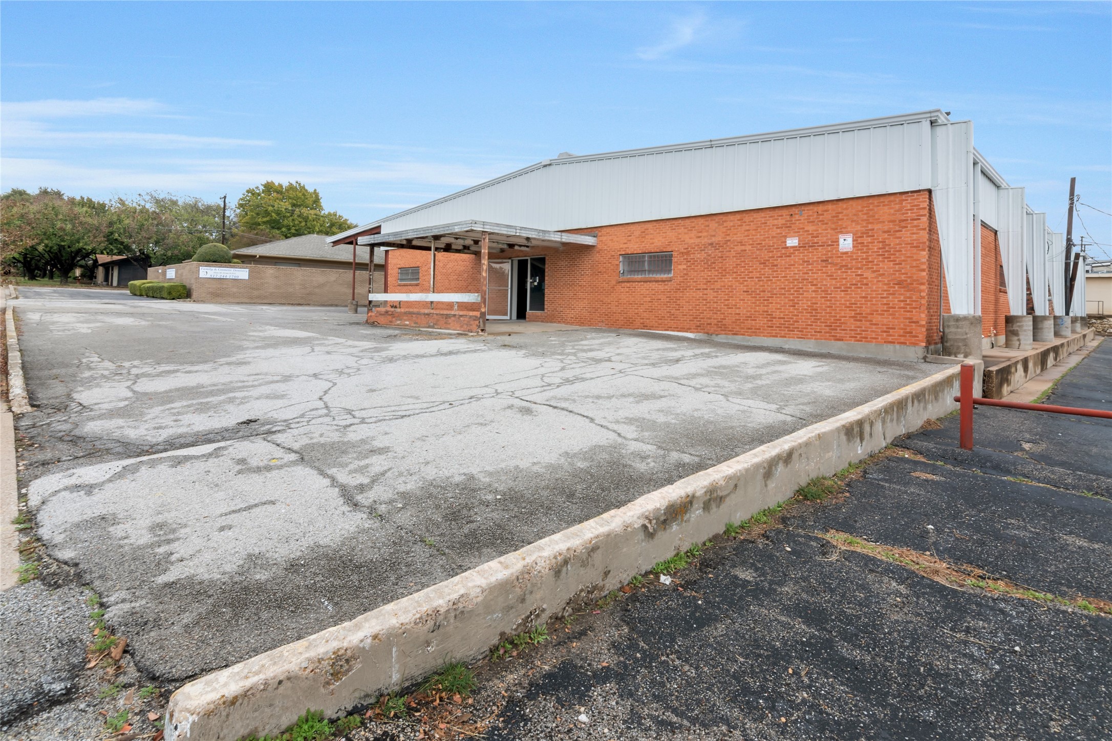 3325 Phoenix Drive Fort Worth TX 76116
