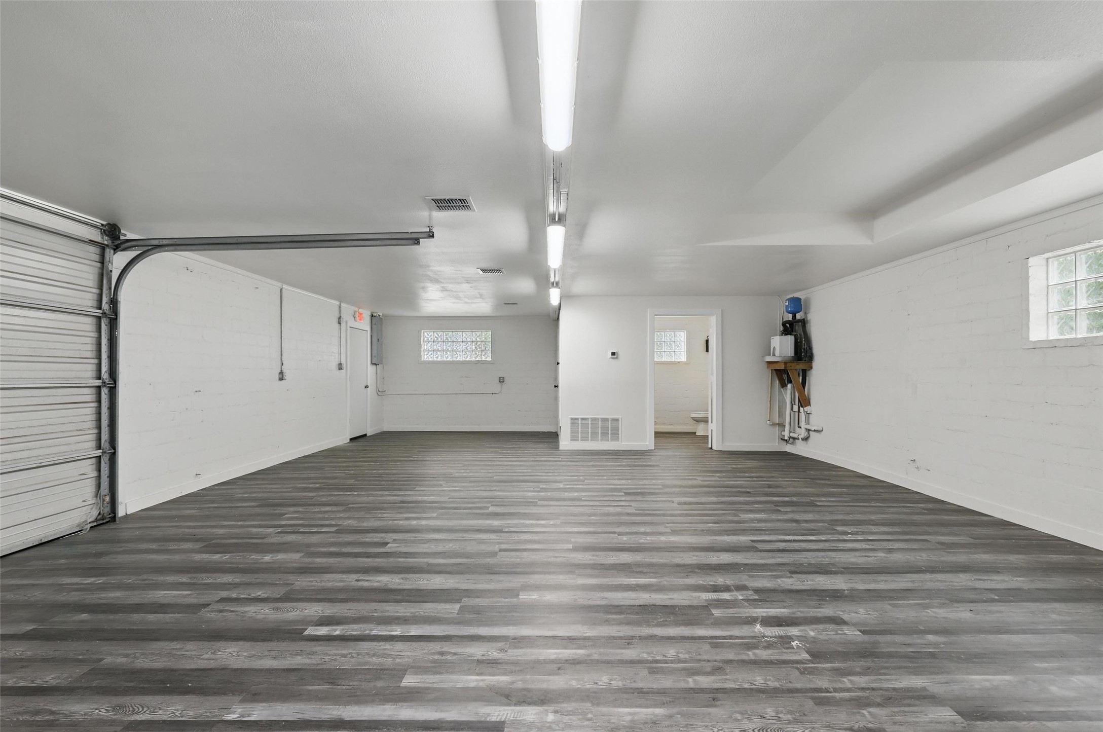 129 N Magnolia Street Crowley TX 76036