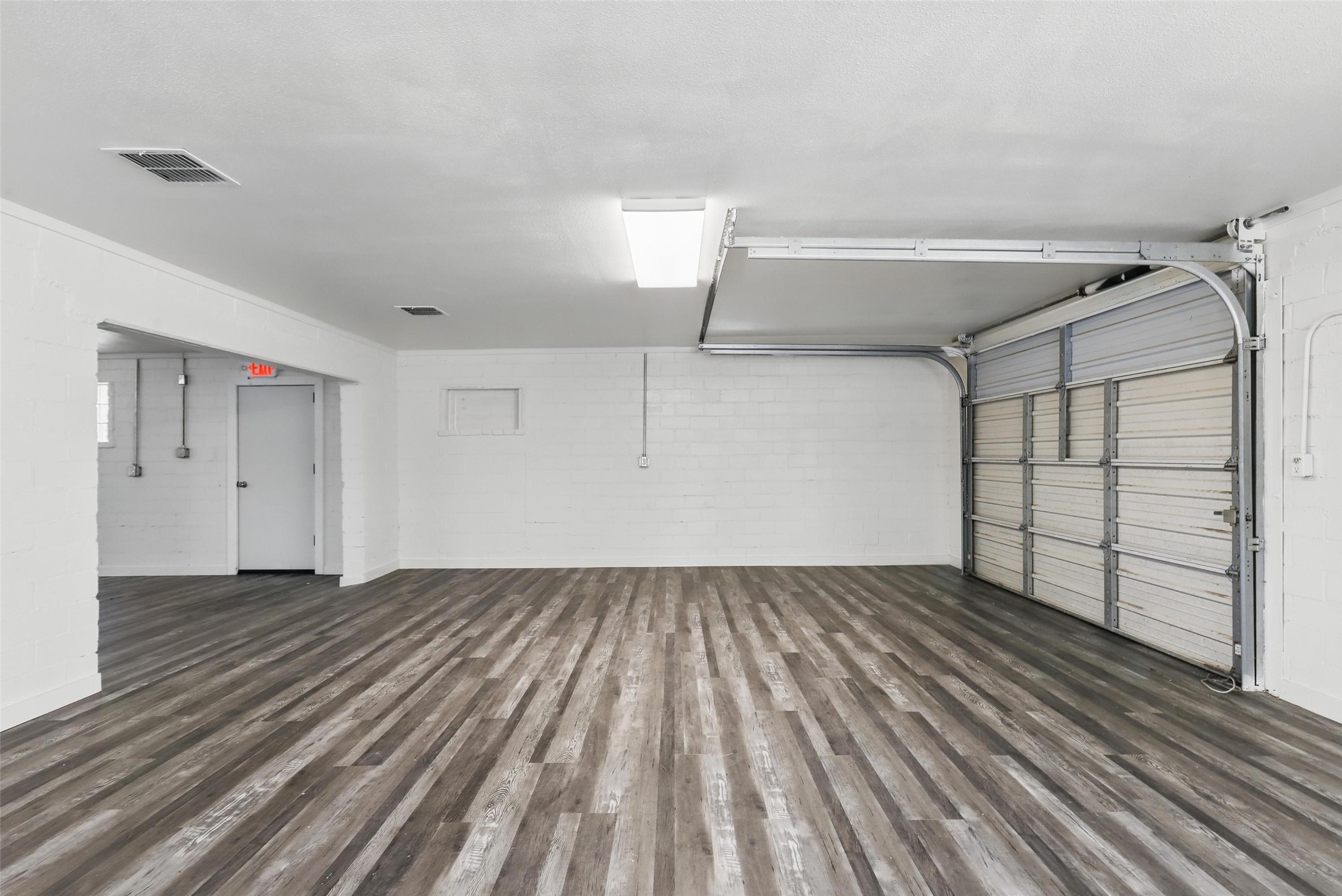 129 N Magnolia Street Crowley TX 76036