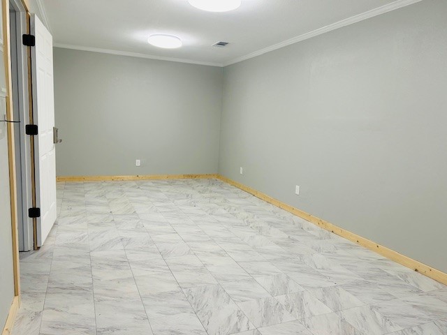 102 S Collins Howe TX 75459