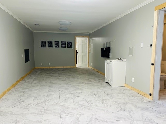 102 S Collins Howe TX 75459