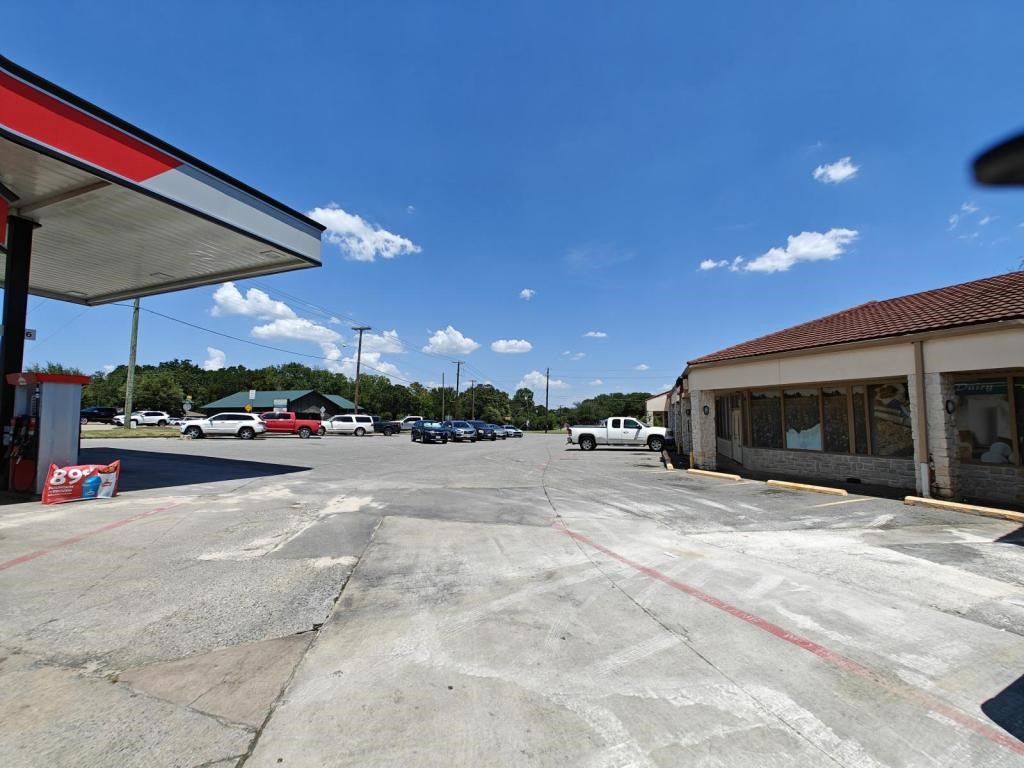 2121 N Fm 1417 Sherman TX 75092