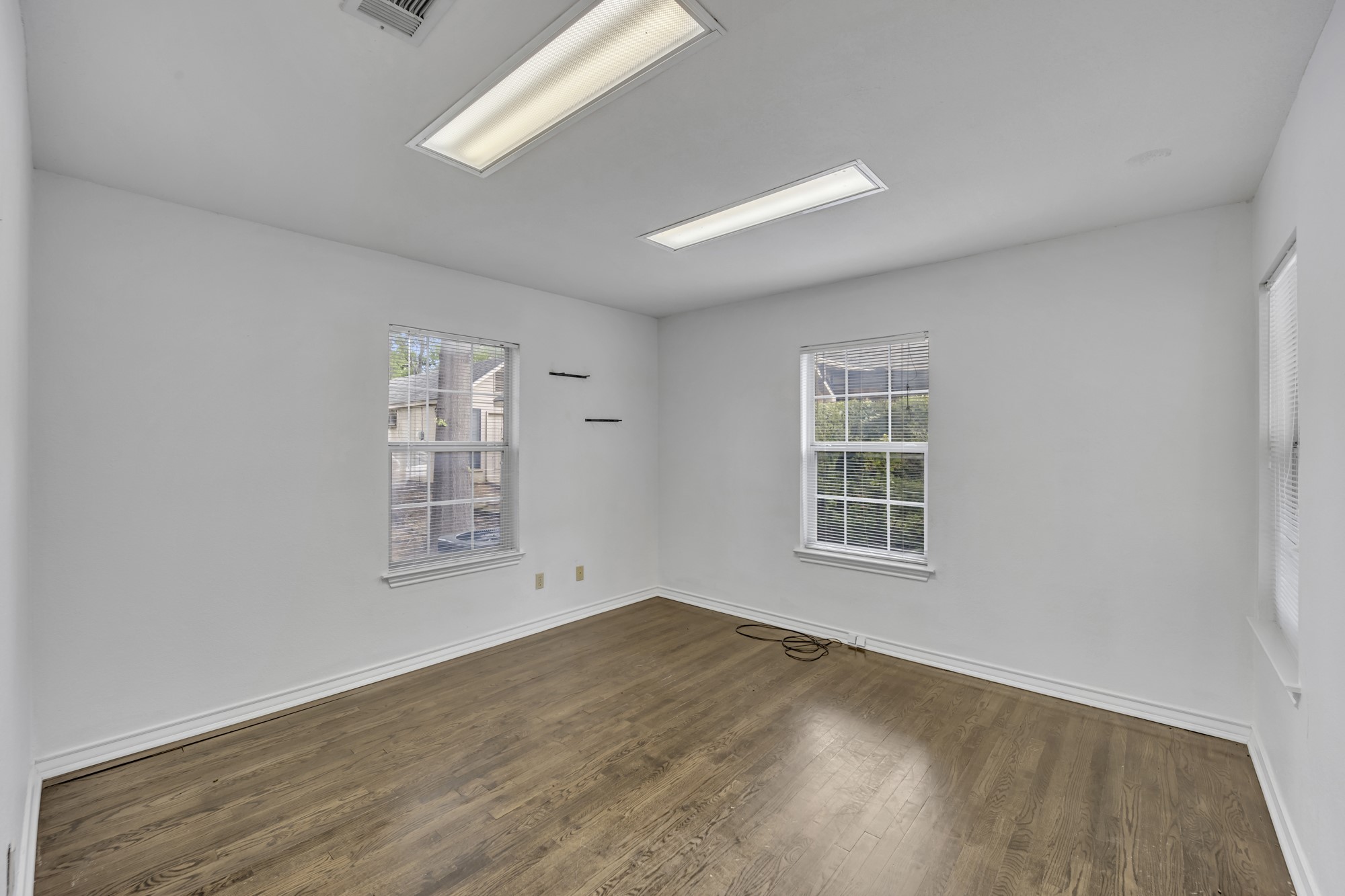 1313 W Abram Street Arlington TX 76013