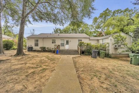 1313 W Abram Street Arlington TX 76013