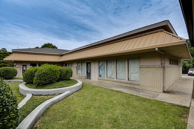 539 W Wheatland Road Duncanville TX 75116