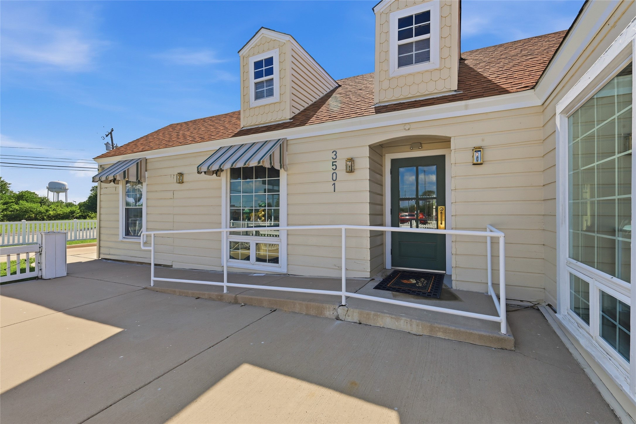 3501 Denton Highway Haltom City TX 76117