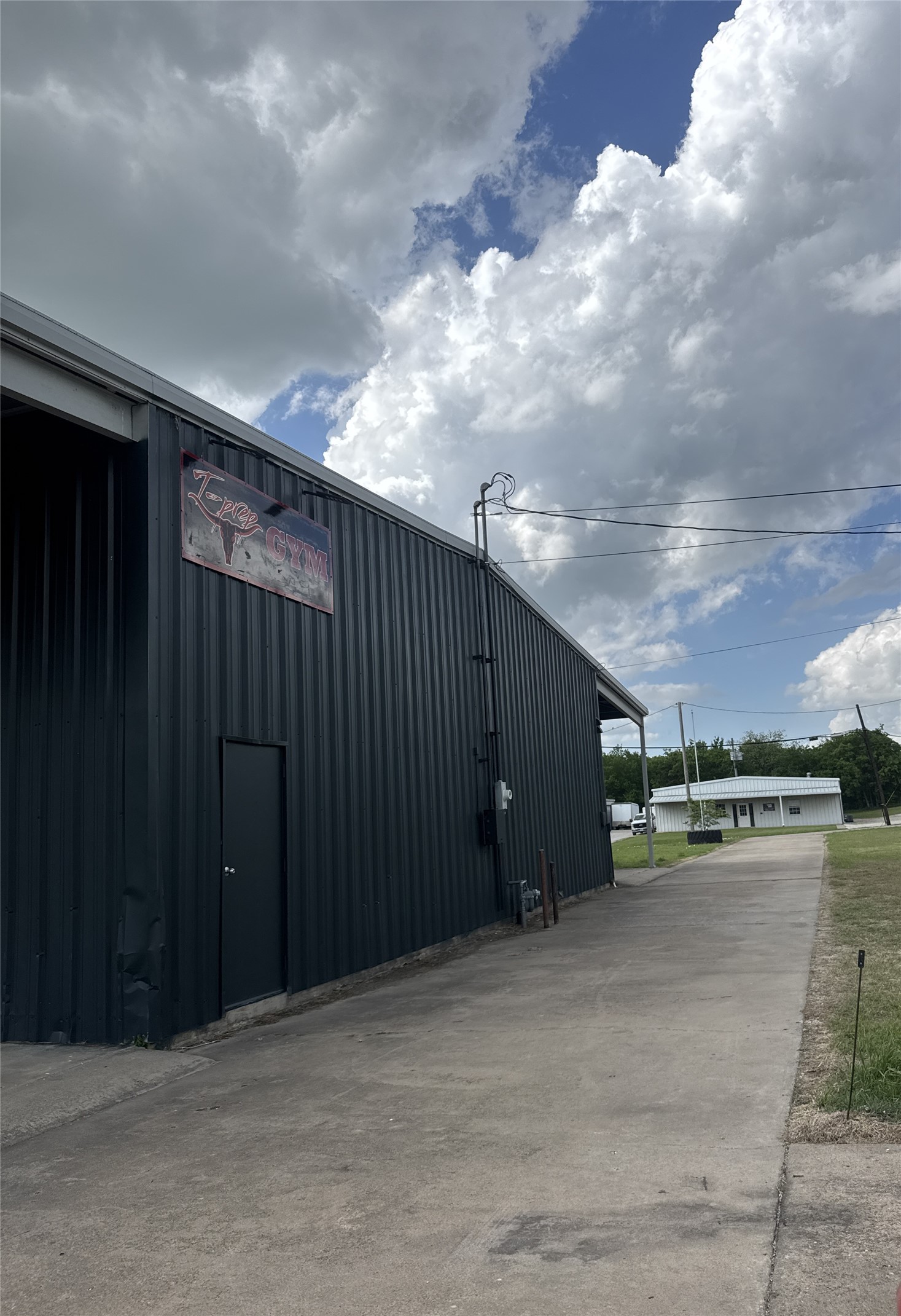 224 W Liberty Street Pilot Point TX 76258