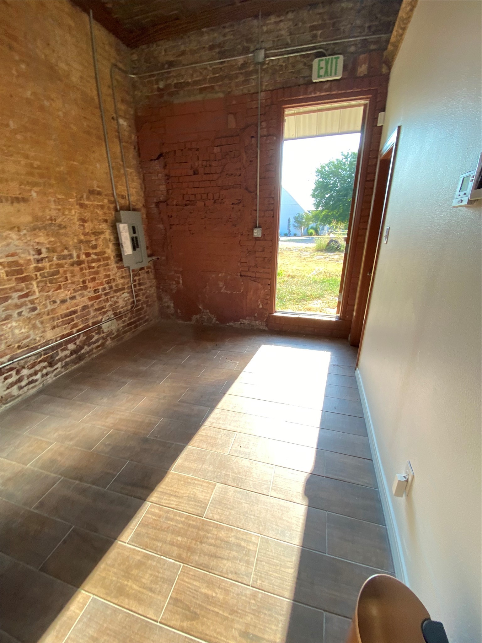 215 N Pearl Street Trenton TX 75490