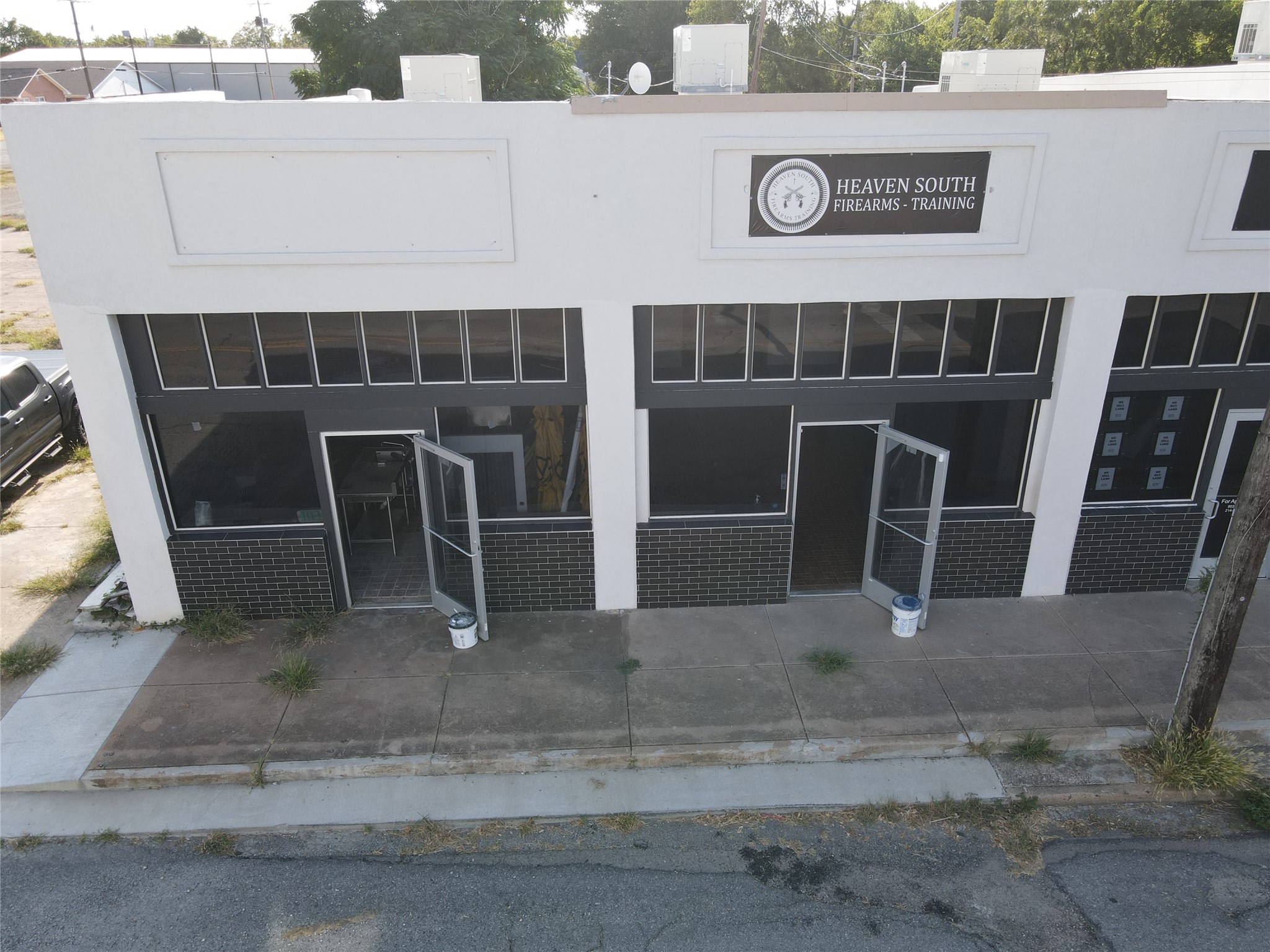 215 N Pearl Street Trenton TX 75490