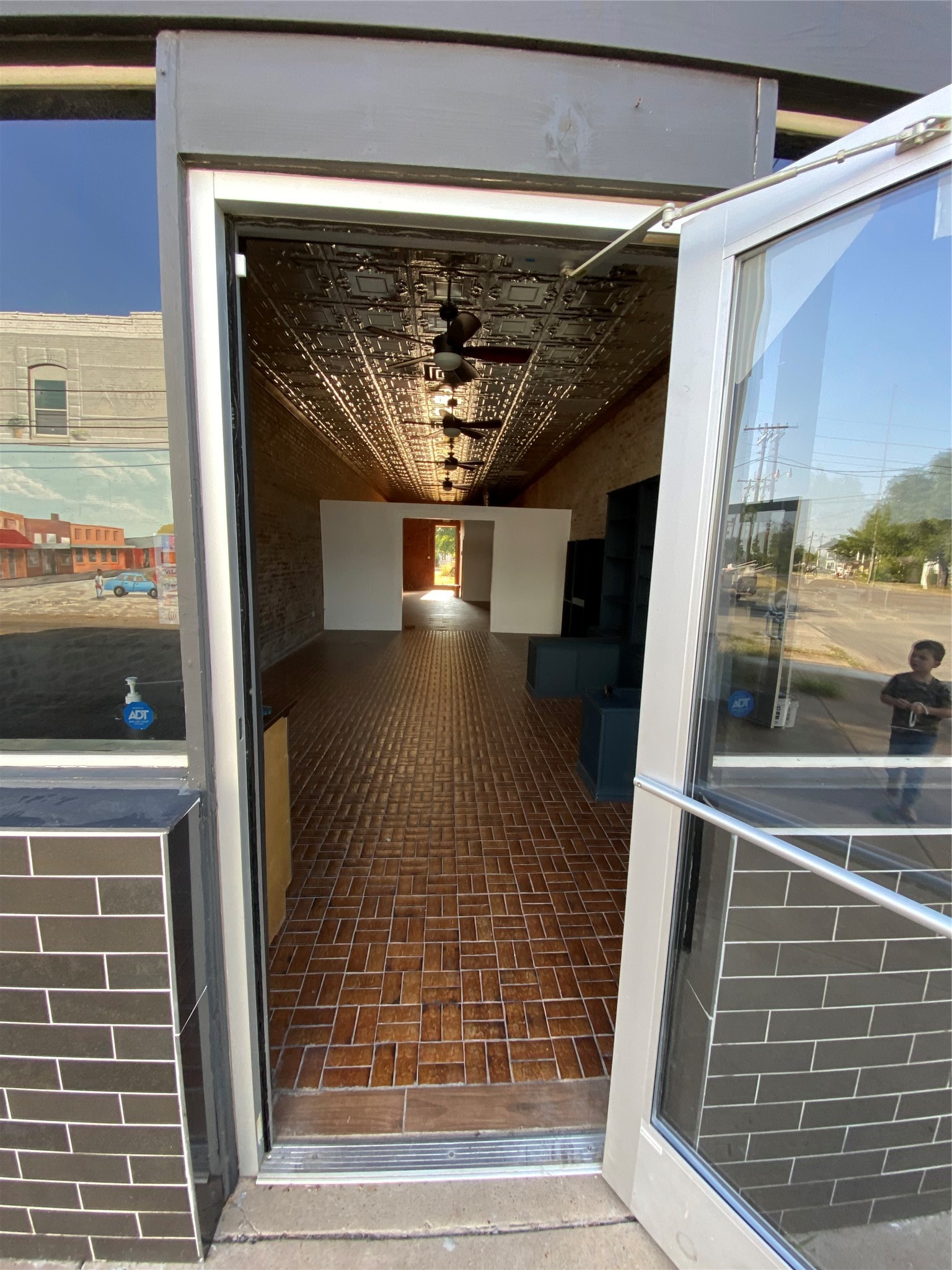 215 N Pearl Street Trenton TX 75490